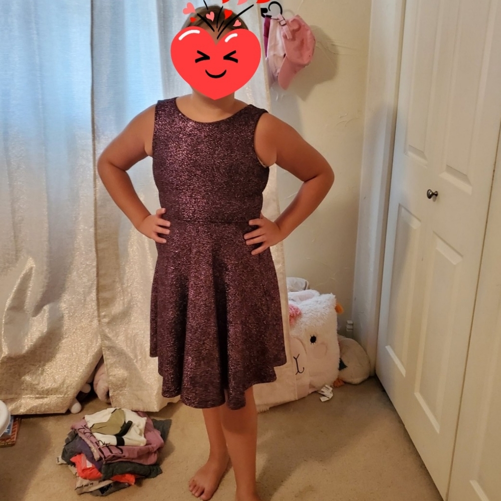 D-Signed purple girl's dress